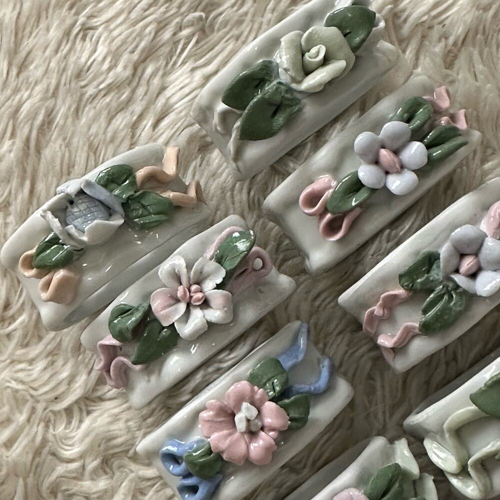 Set of 11 Vintage Napkin Rings Pastel Floral Fine China Ceramic Pastel Gardenp - Picture 7 of 7